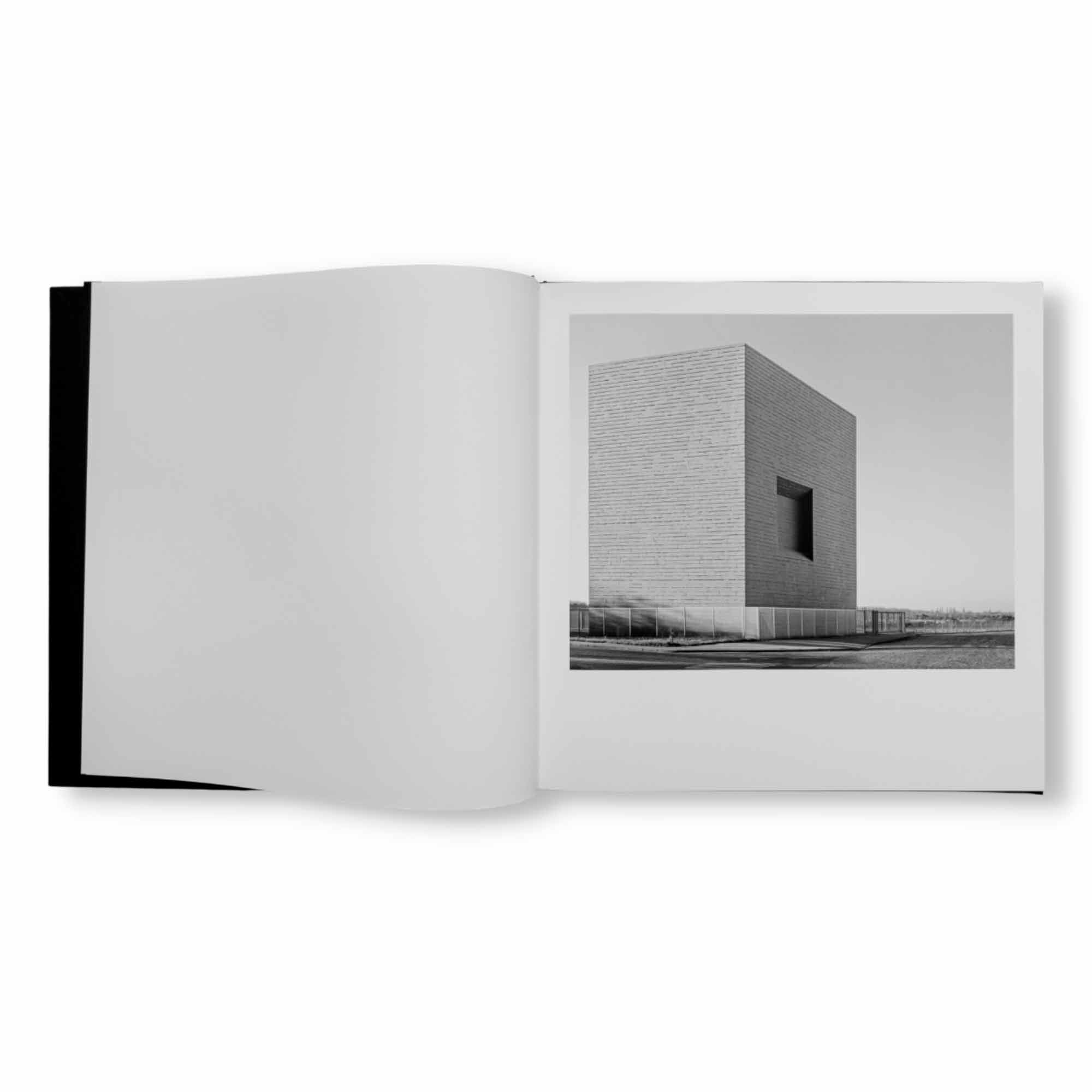 Border soundscapes di Pino Musi pubblicato da Artphilein