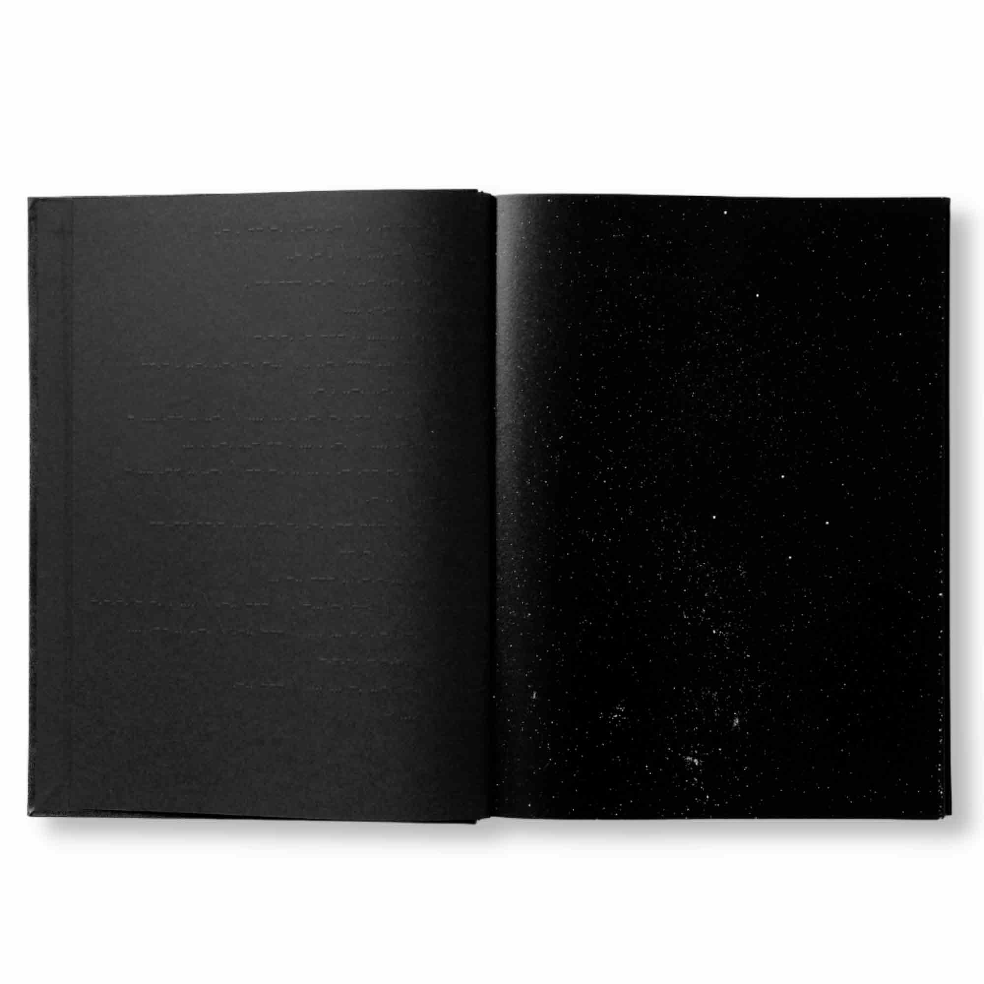 Monument di Trent Parke pubblicato da StanleyBarker